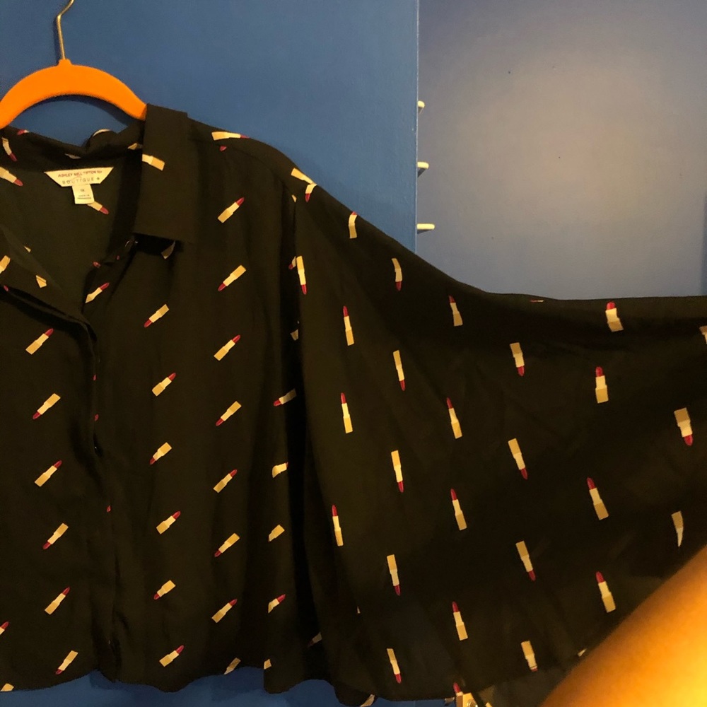 Batwing button-up blouse - Picture 4 of 4